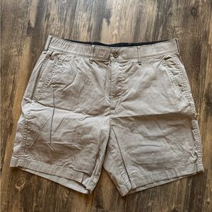 Abercrombie & Fitch Men’s Tan All Day Shorts Stretch Athletic Fit Size 33